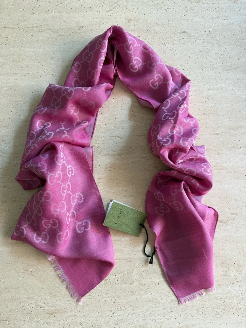 NWT Gucci  GG Jacquard Wool/Silk Blend Pink Scarf - Shawl 💖